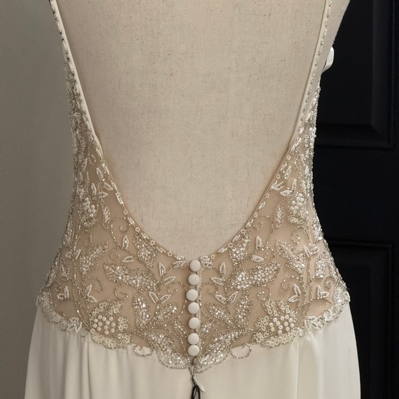 Justin Alexander Wedding Dress Ivory Sheath Low Back Lace NWT Designer Gown - Picture 5 of 14